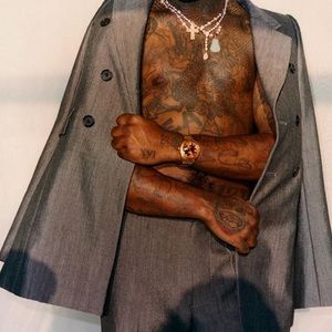 Meet your Posher, Leighton